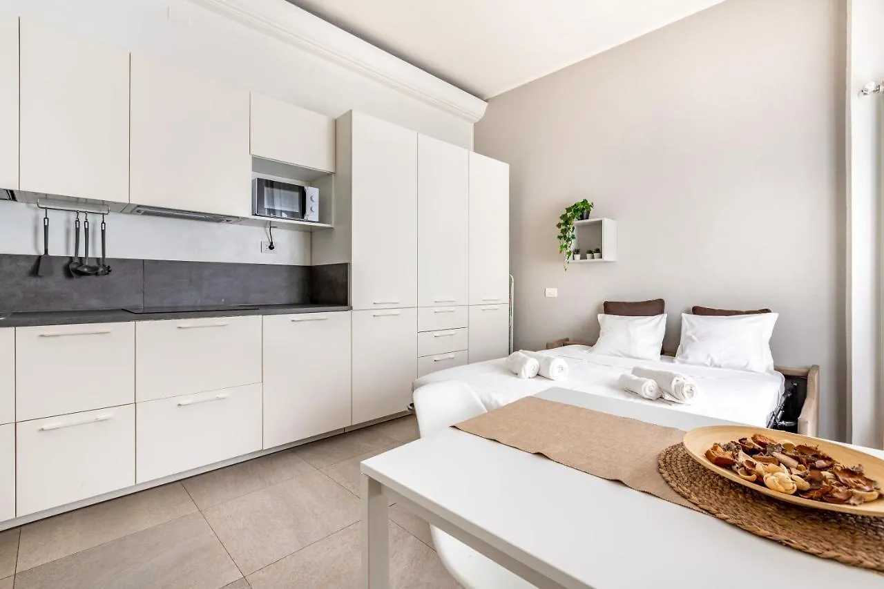 公寓 Cosy Studio With Shared Terrace! 米兰