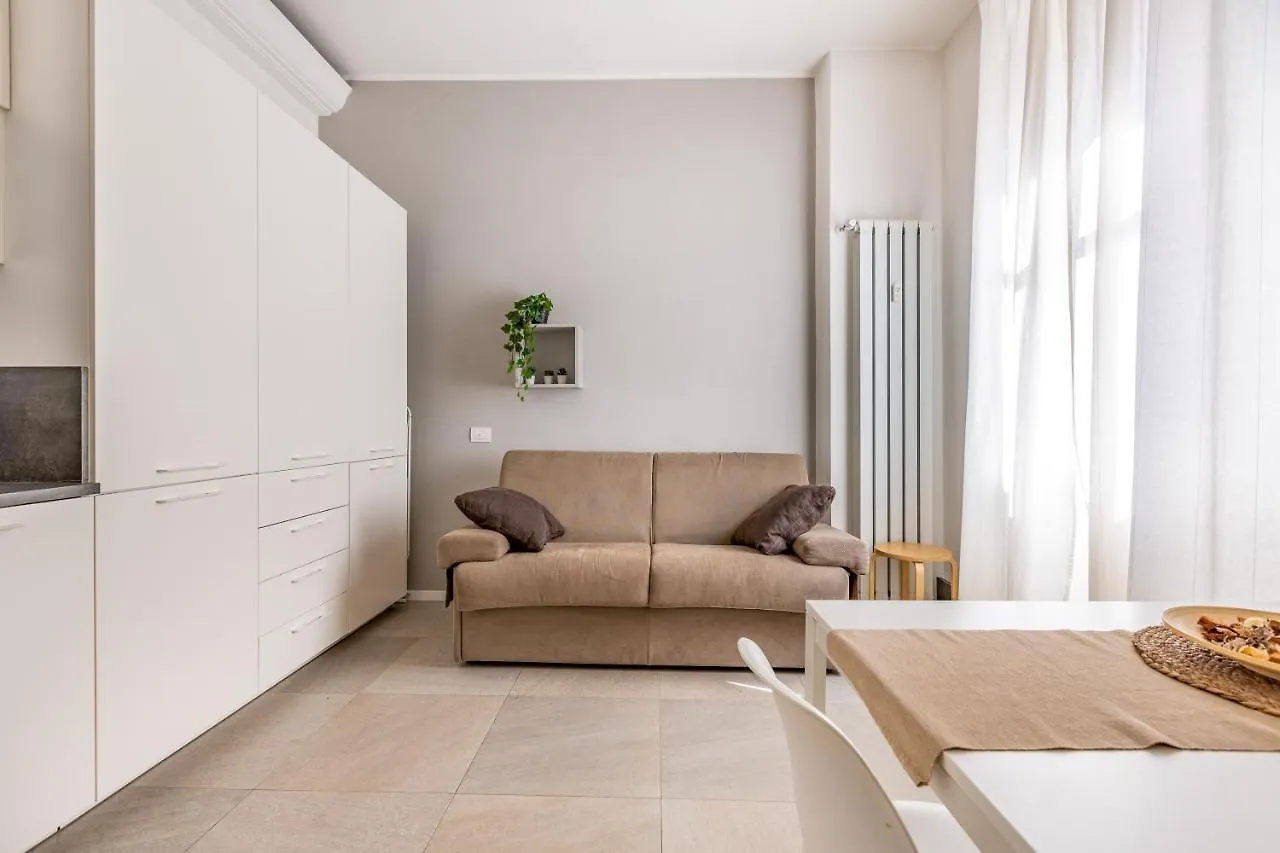 Cosy Studio With Shared Terrace! 米兰 0*,  意大利