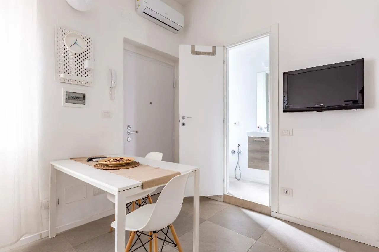 公寓 Cosy Studio With Shared Terrace! 米兰